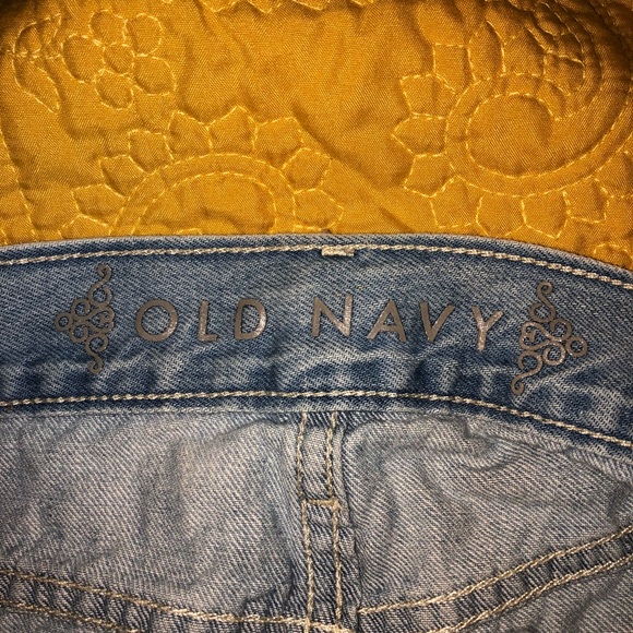 Old Navy Blue Jean Skirt - Picture 4 of 6